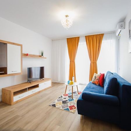 Trio Orange Apartman Nagyvárad Kültér fotó
